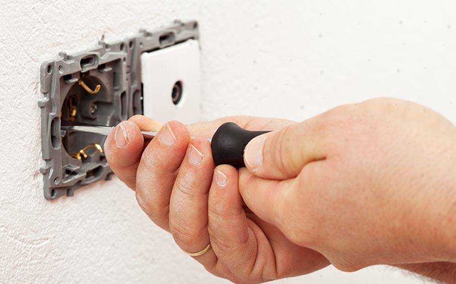 cherche électricien Paris
